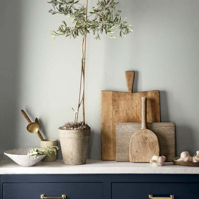 AF-690 Metropolitan by Benjamin Moore